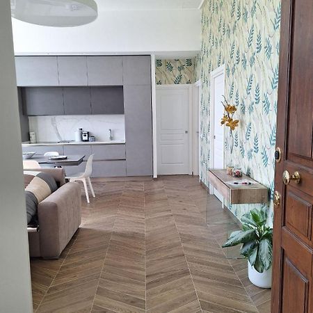 Alocasia Luxury Stay 萨莱诺 外观 照片